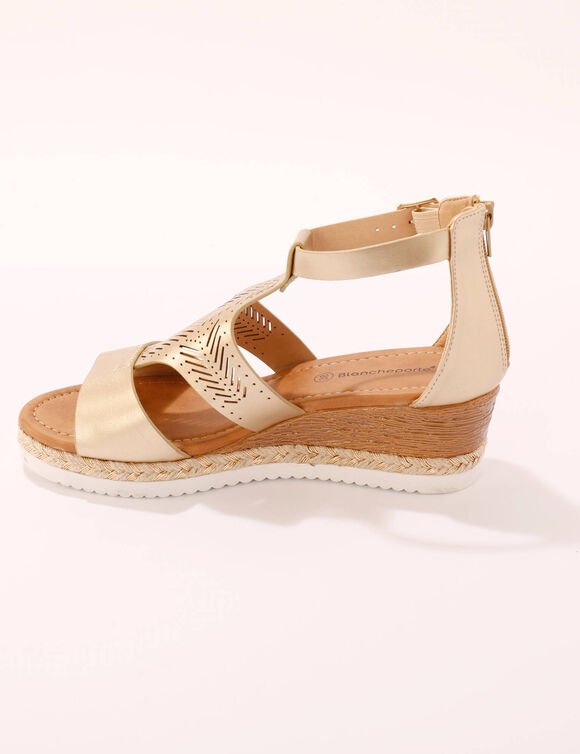 Sandales compensées ajourées (doré) Sandales compensées ajourées (doré)